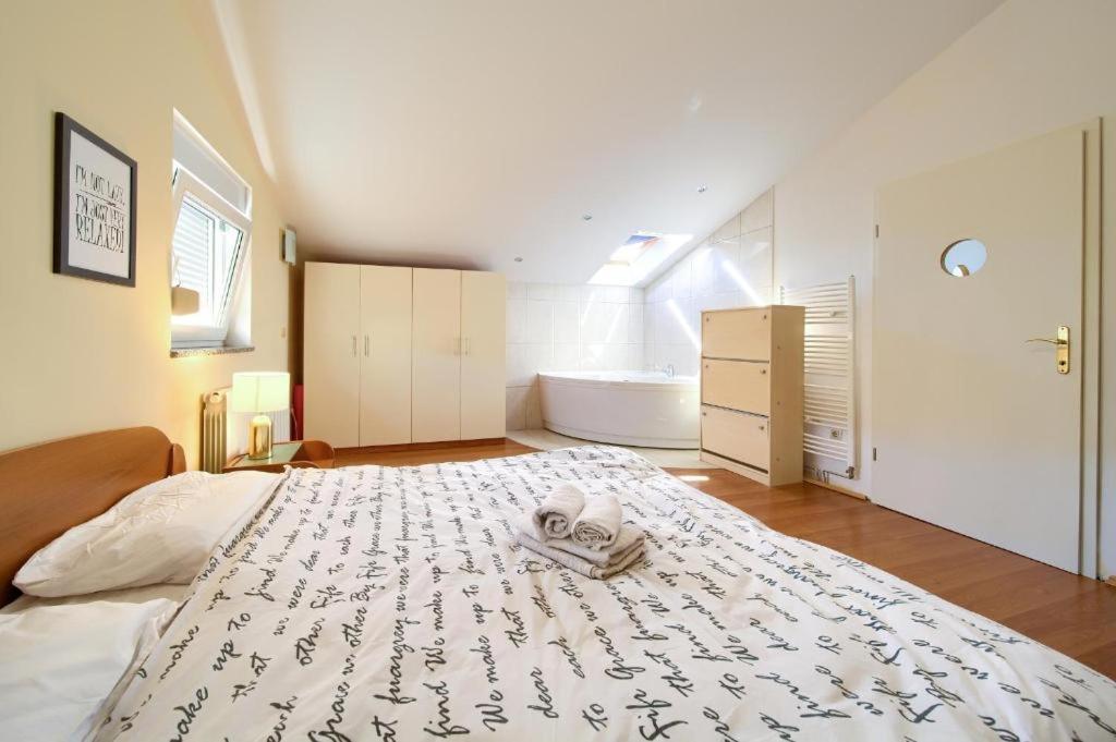 Luxury Apartments Vanessa, نجيفيش المظهر الخارجي الصورة