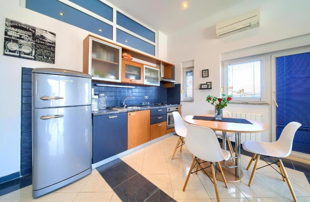 Luxury Apartments Vanessa, نجيفيش المظهر الخارجي الصورة
