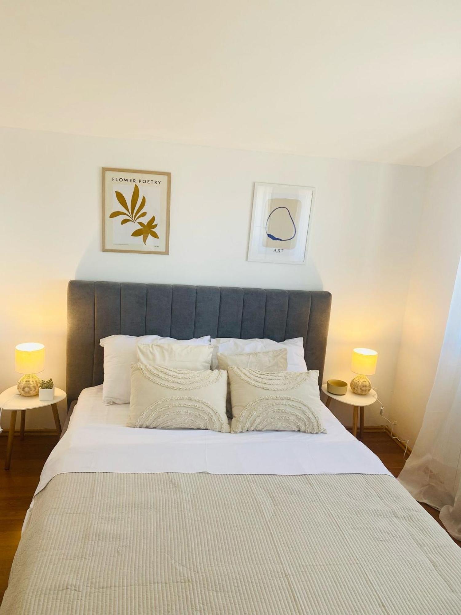 Luxury Apartments Vanessa, نجيفيش المظهر الخارجي الصورة